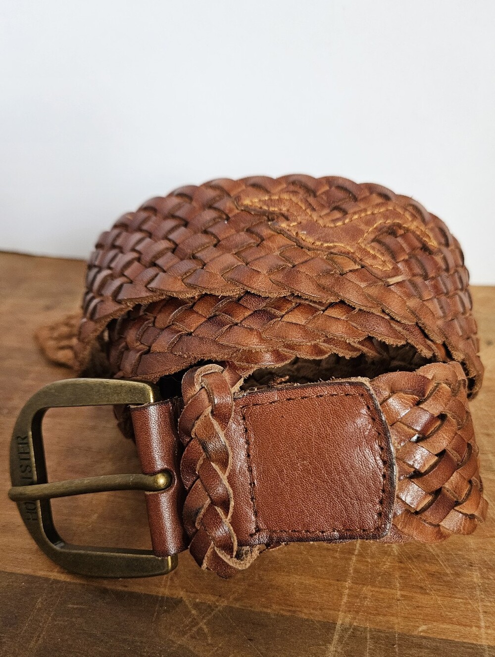 Hollister Vintage Braided Leather Belt Brown W/ Brass Finish Buckle, Bird Logos